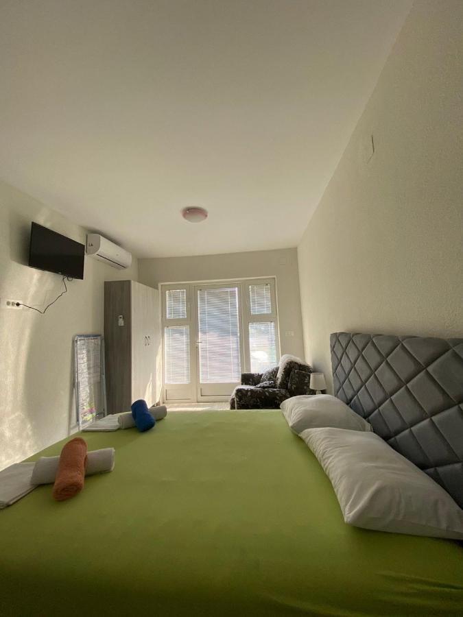 Apartment Iva Bijela Dış mekan fotoğraf