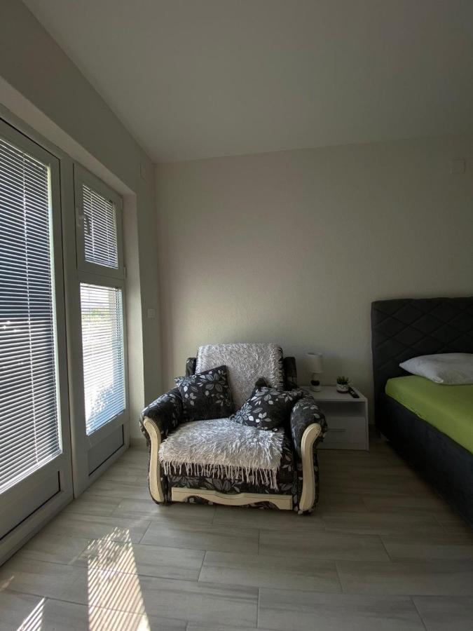 Apartment Iva Bijela Dış mekan fotoğraf