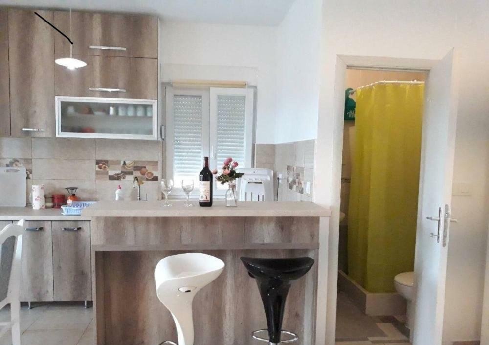Apartment Iva Bijela Dış mekan fotoğraf
