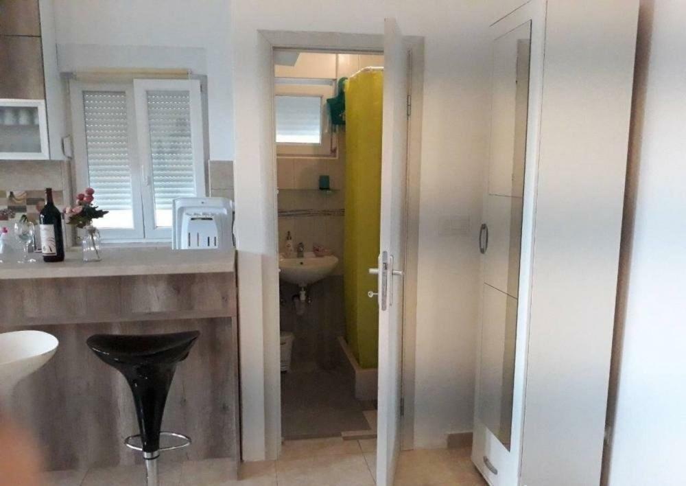 Apartment Iva Bijela Dış mekan fotoğraf